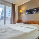 شقة Comfortable Near La Defense With Elevator