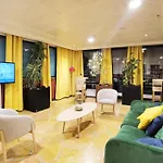 Comfortable Near La Defense With Elevator شقة كوربوفوا