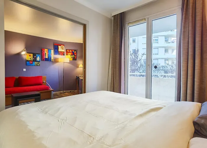 Appartement Comfortable Near La Defense With Elevator *